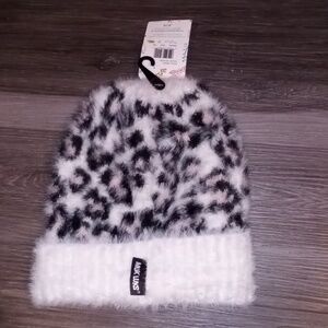 Muk Luks Fuzzy Leopard Print Beanie Black Pink White Knitted White Cuff Gift Tag